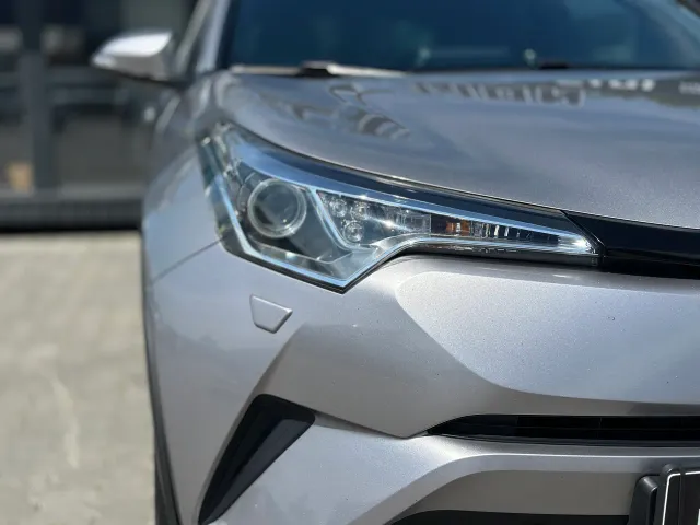 Toyota C-HR - фото 5