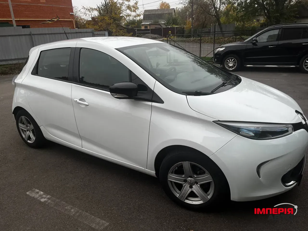 Renault ZOE - фото 12