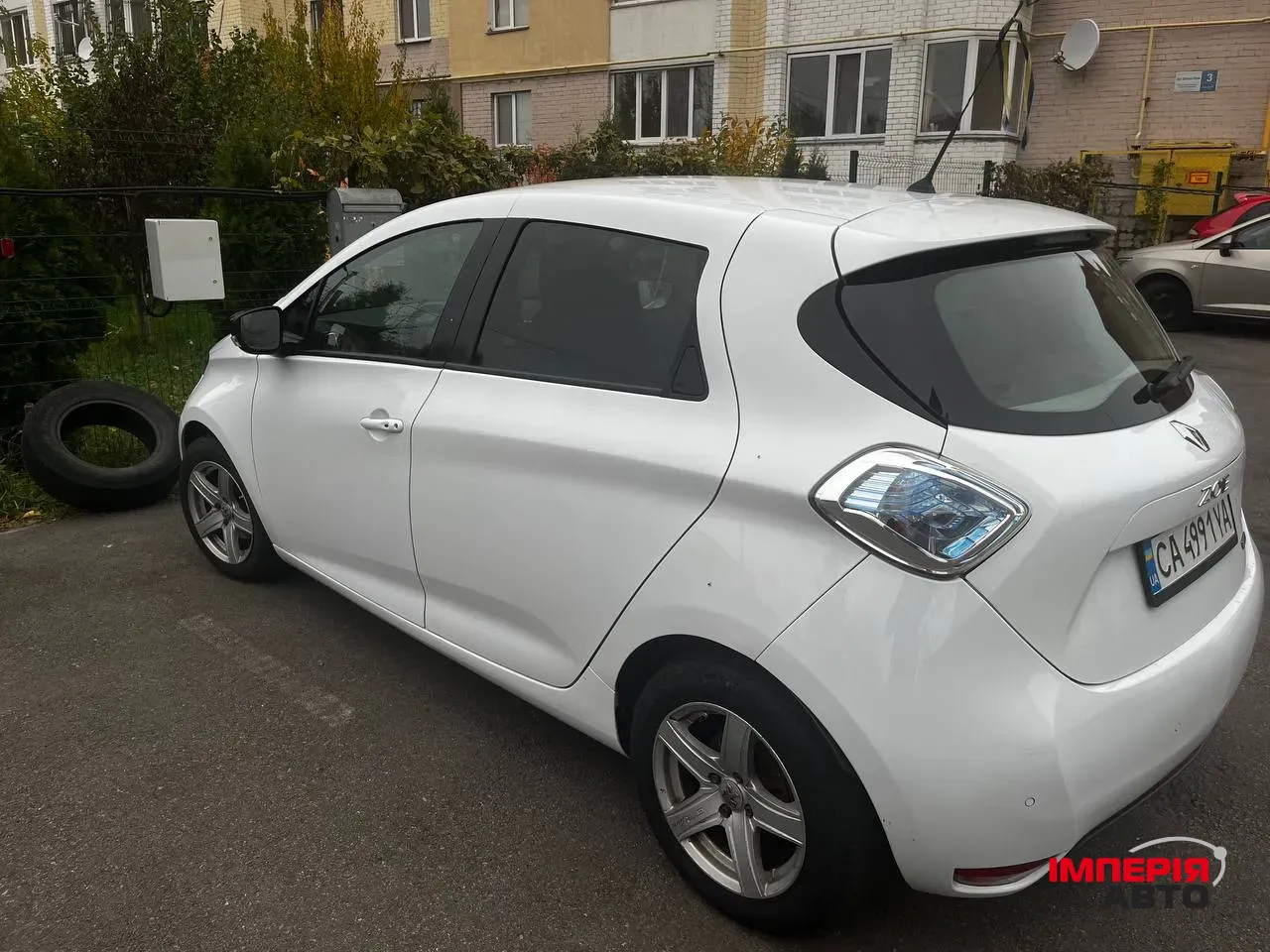 Renault ZOE - фото 5