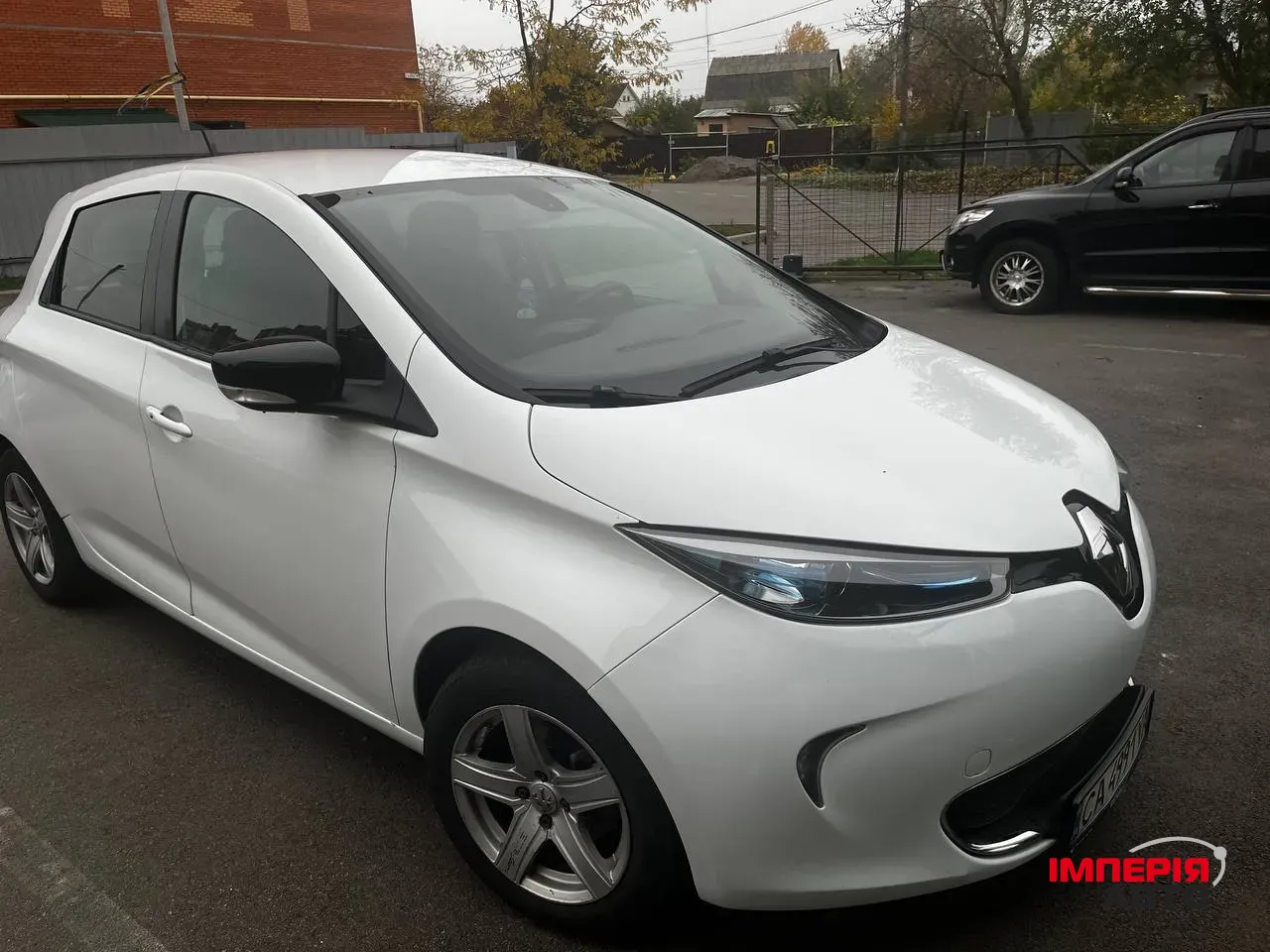 Renault ZOE - фото 1