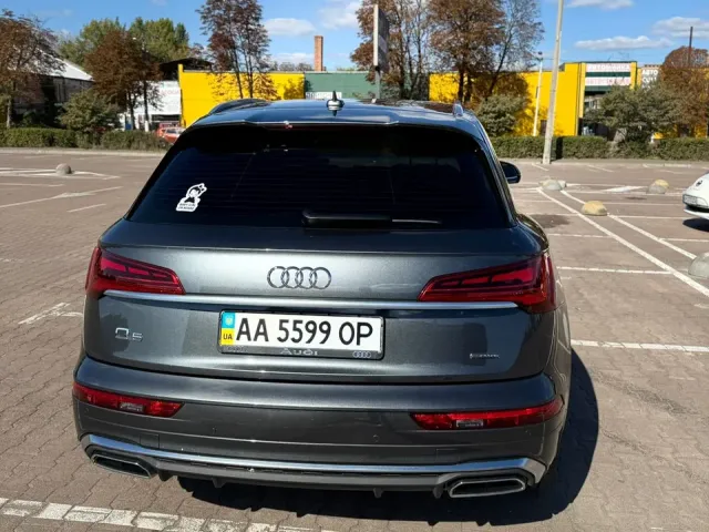 Audi Q5 - фото 4