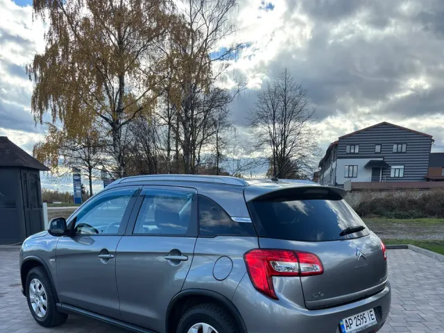 Citroen C4 Aircross - фото 4