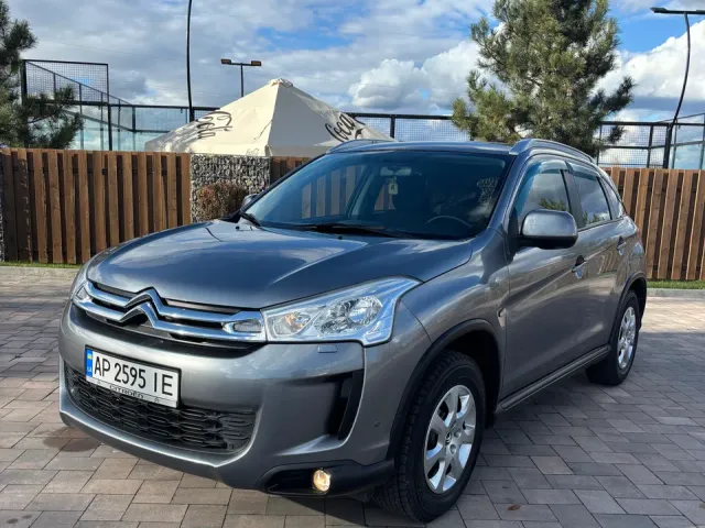 Citroen C4 Aircross - фото 1
