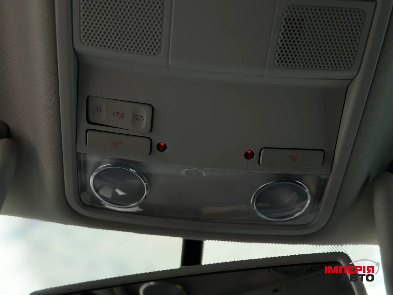 Volkswagen Passat - фото 37