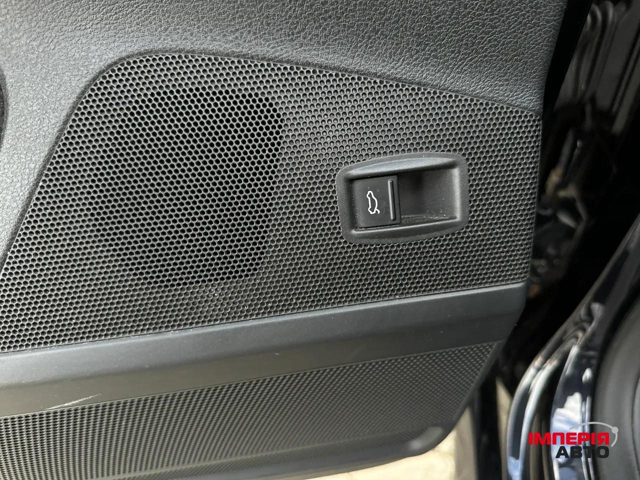 Volkswagen Passat - фото 25