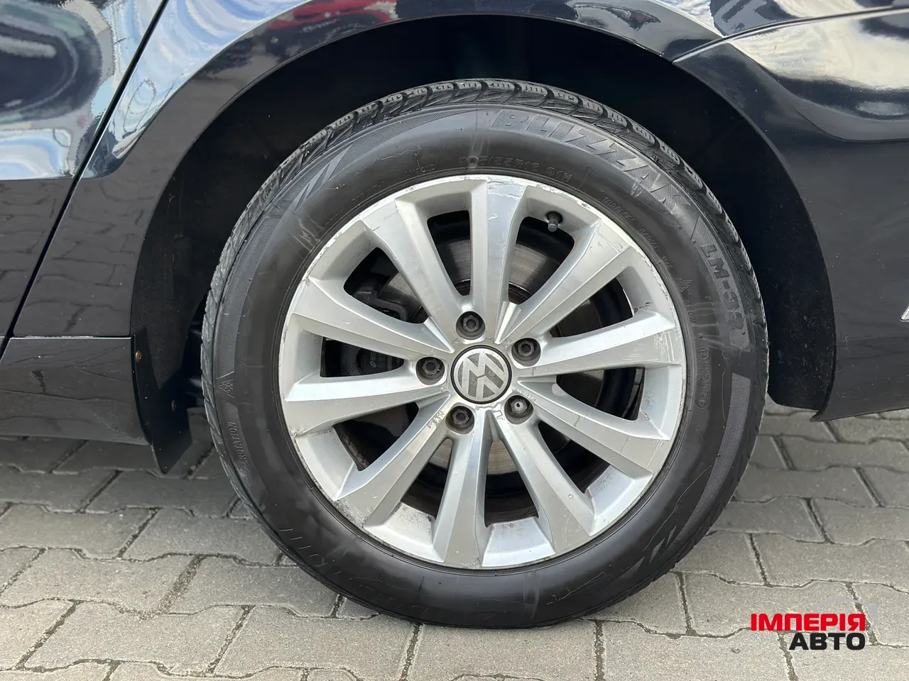 Volkswagen Passat - фото 11