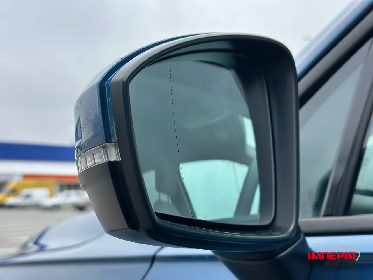 Volkswagen Tiguan - фото 12