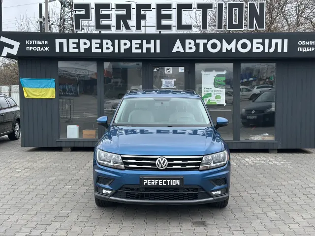 Volkswagen Tiguan - фото 1