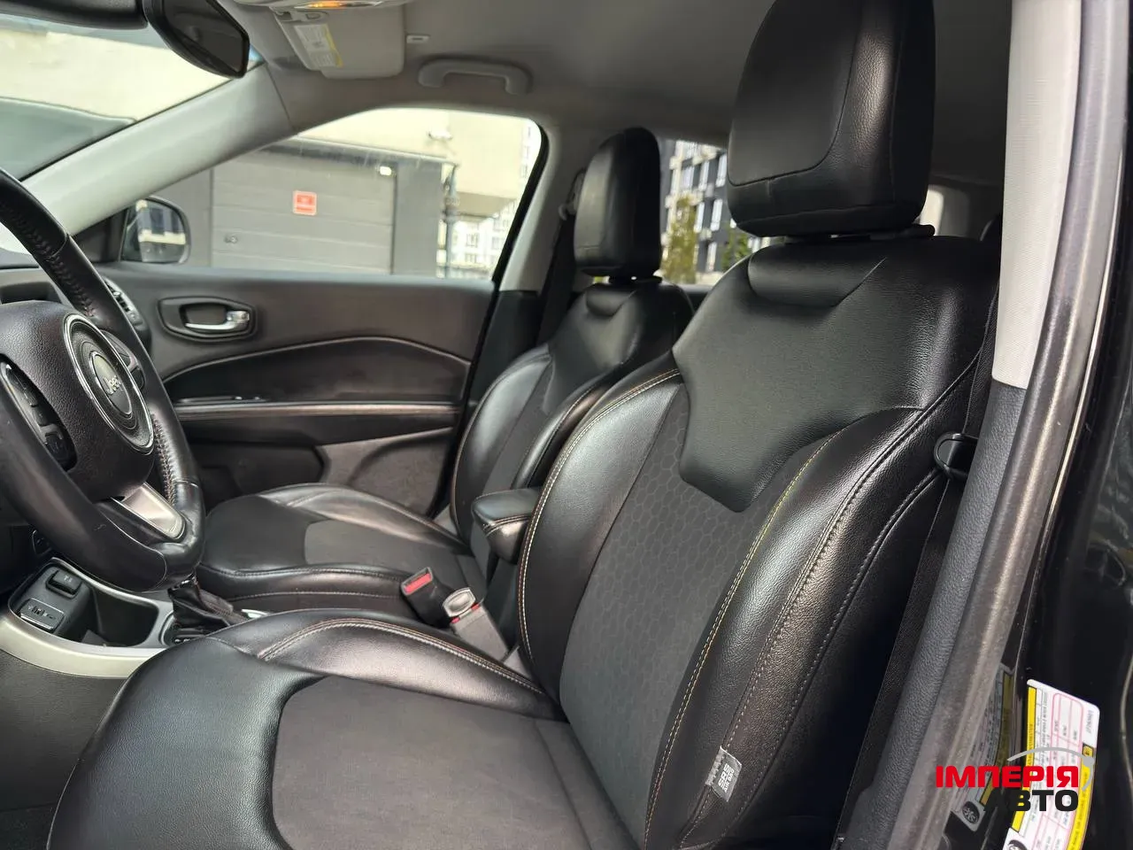 Jeep Compass - фото 17