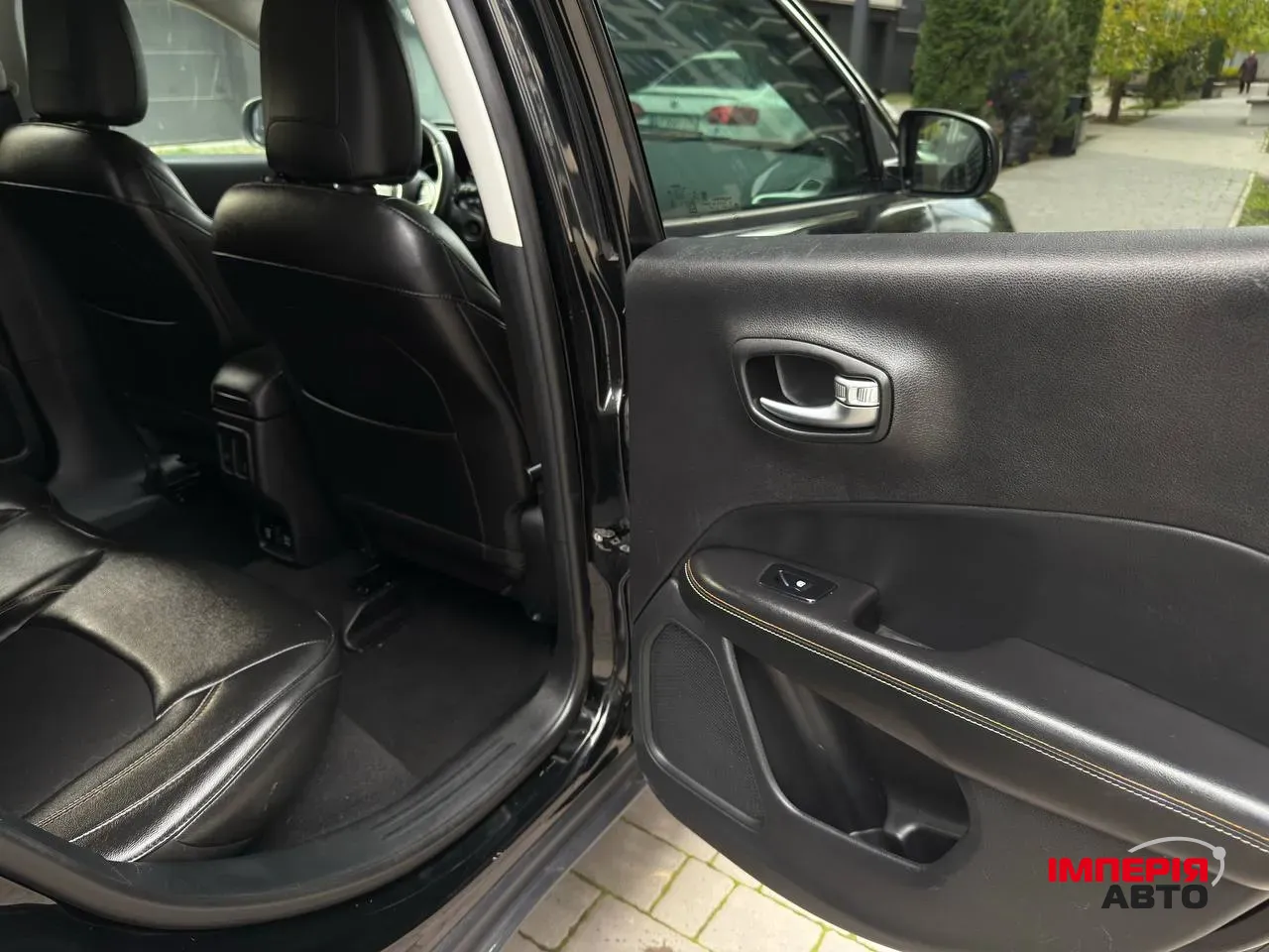 Jeep Compass - фото 23