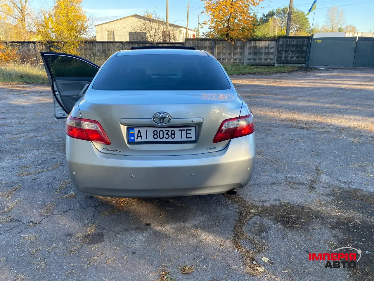 Toyota Camry - фото 8
