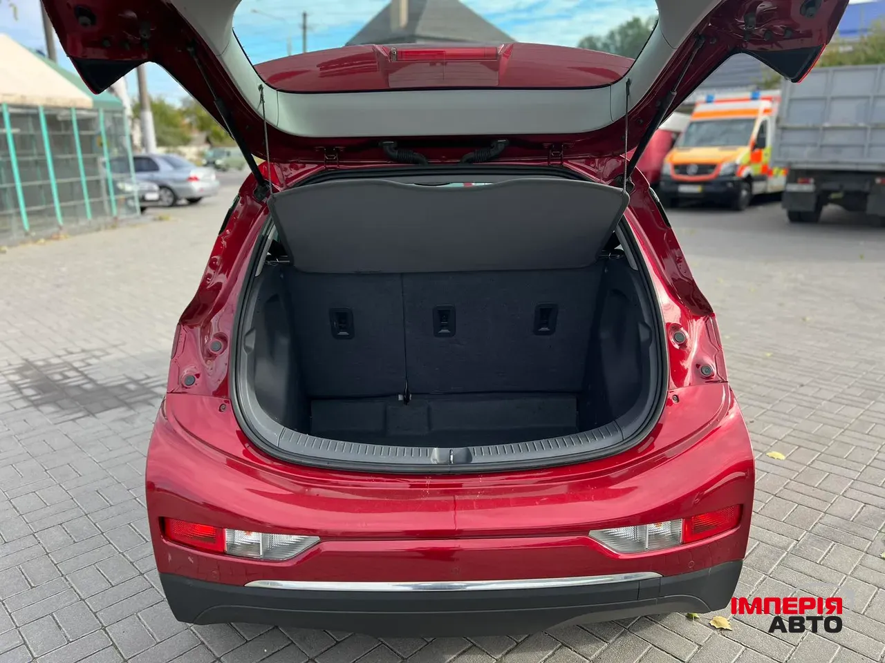 Chevrolet Bolt - фото 12