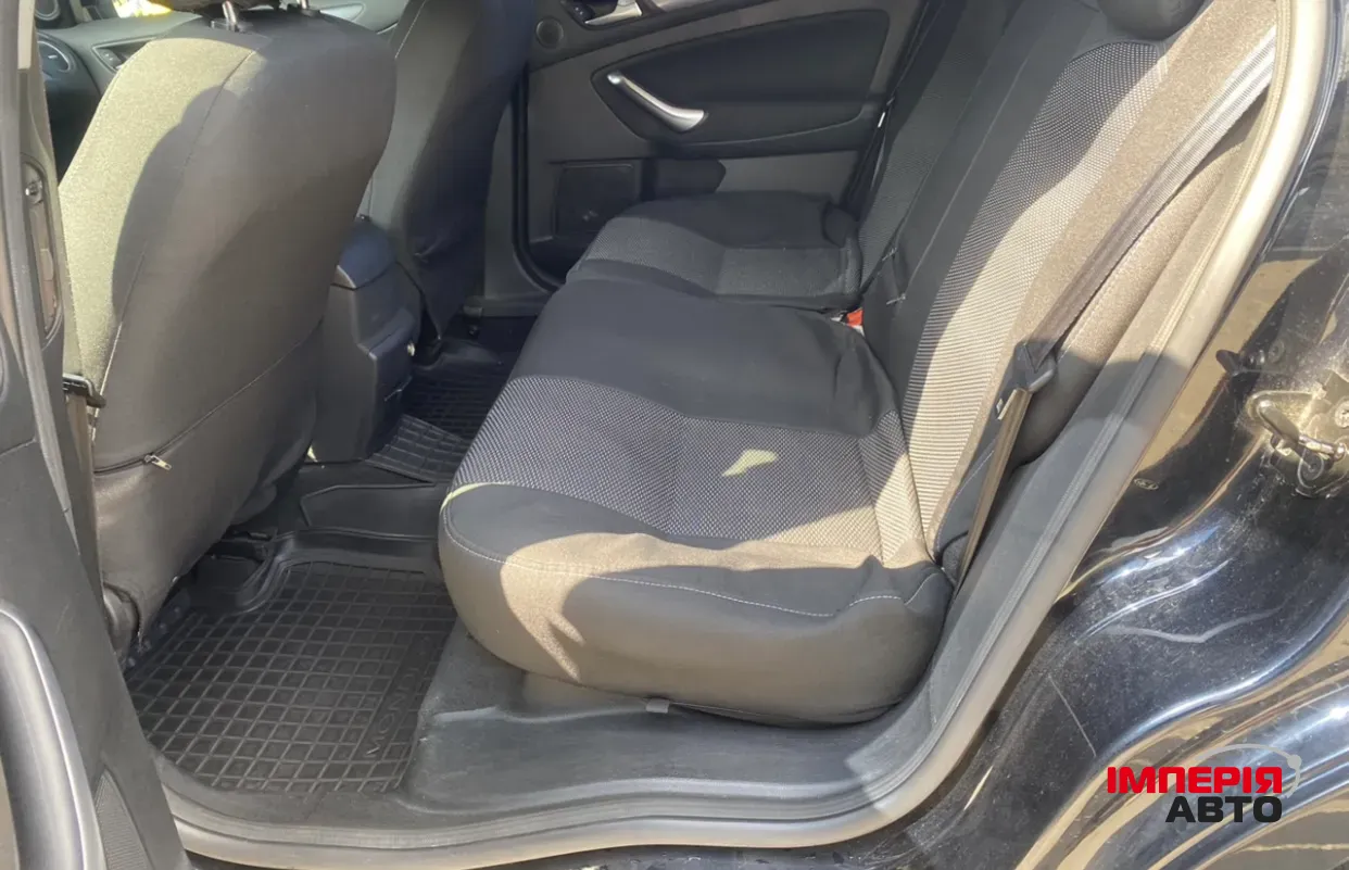 Ford Mondeo - фото 13