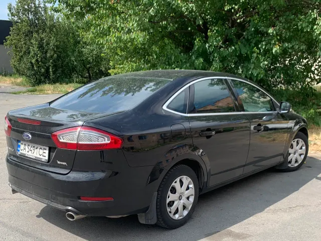 Ford Mondeo - фото 3