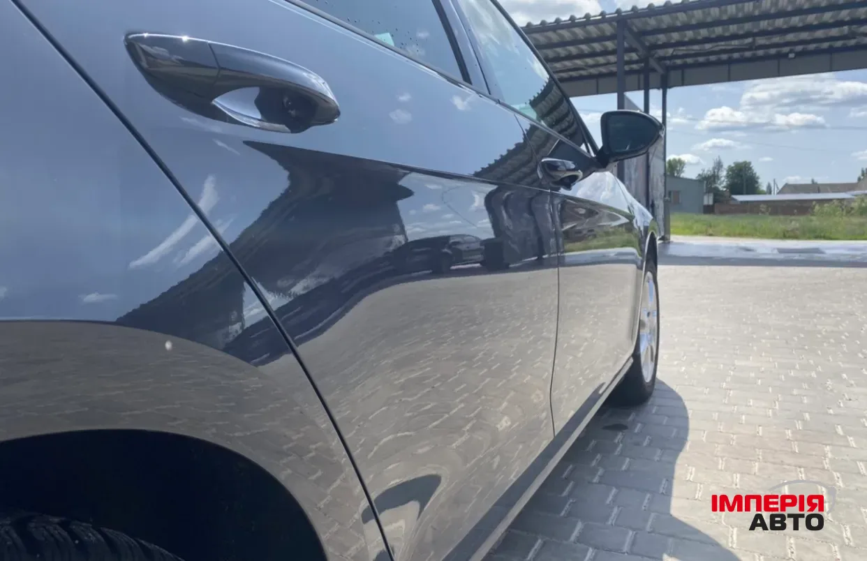 Volkswagen Golf - фото 4