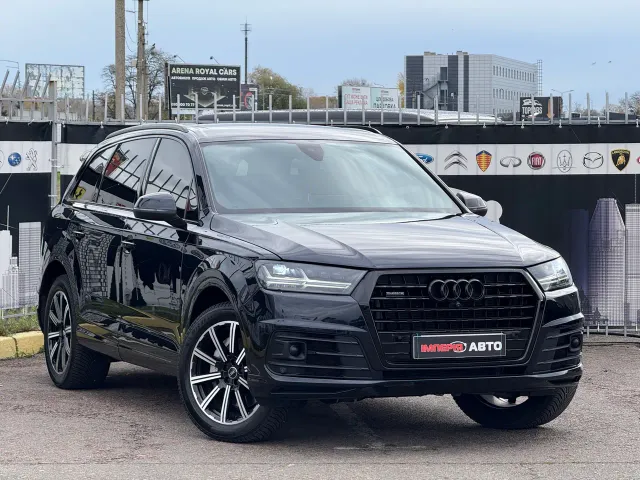 Audi Q7 - фото 5