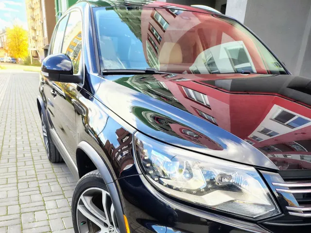 Volkswagen Tiguan - фото 4