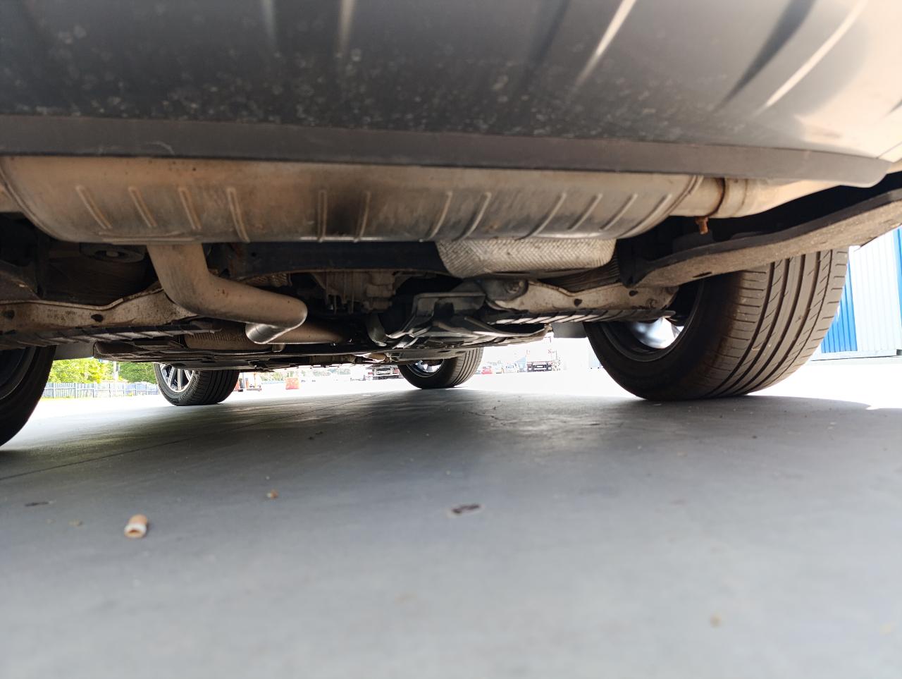 Audi Q7 - фото 6