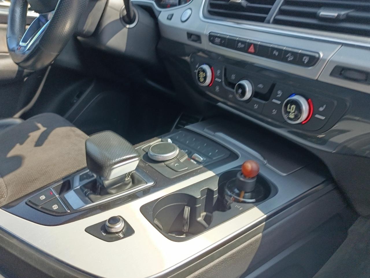 Audi Q7 - фото 51