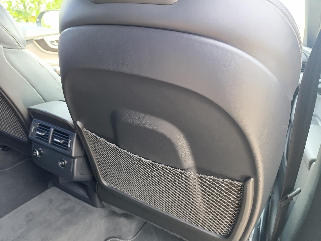 Audi Q7 - фото 24