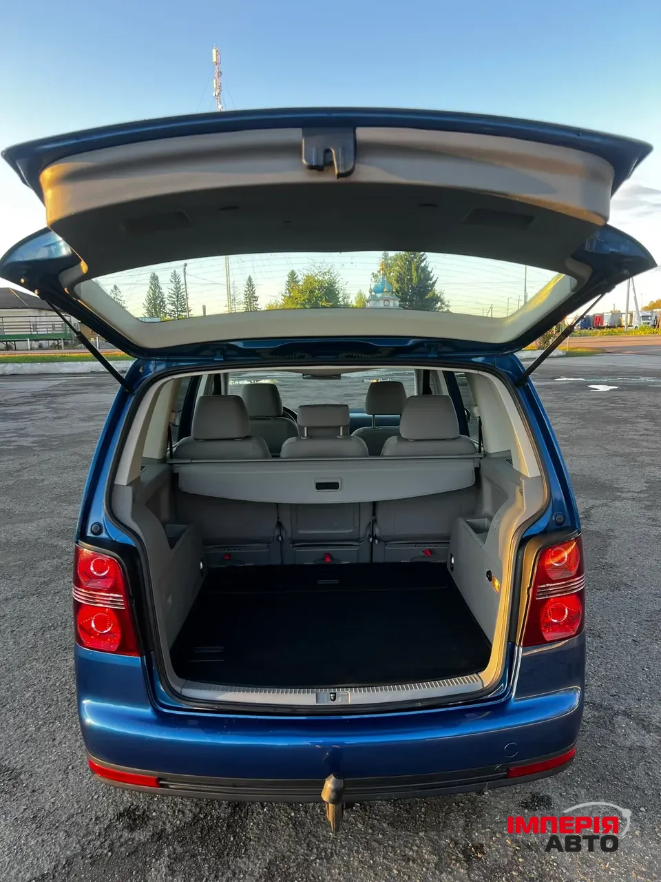 Volkswagen Touran - фото 11