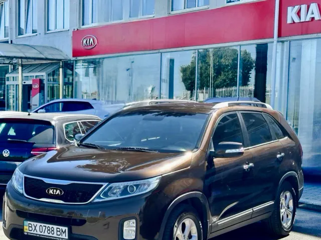 Kia Sorento - фото 5