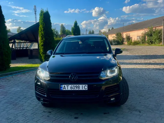 Volkswagen Touareg - фото 4