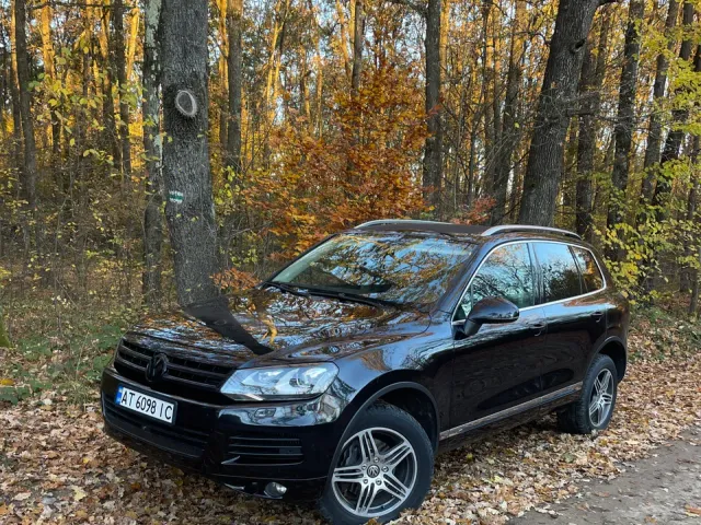 Volkswagen Touareg - фото 2