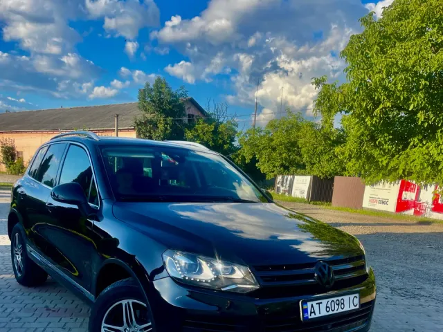 Volkswagen Touareg - фото 3