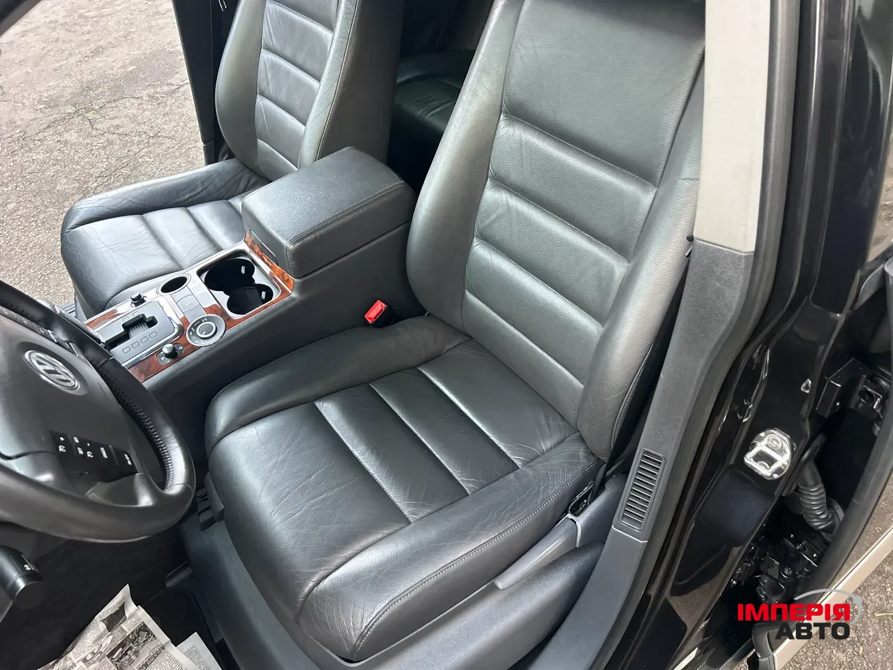 Volkswagen Touareg - фото 25