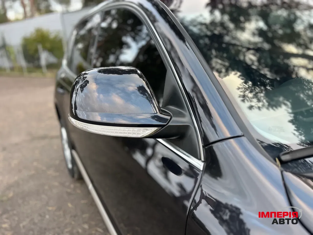 Volkswagen Touareg - фото 16