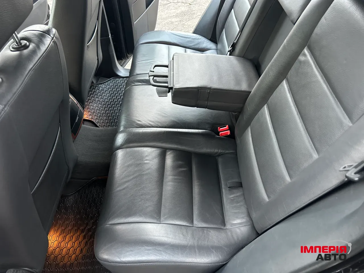 Volkswagen Touareg - фото 39