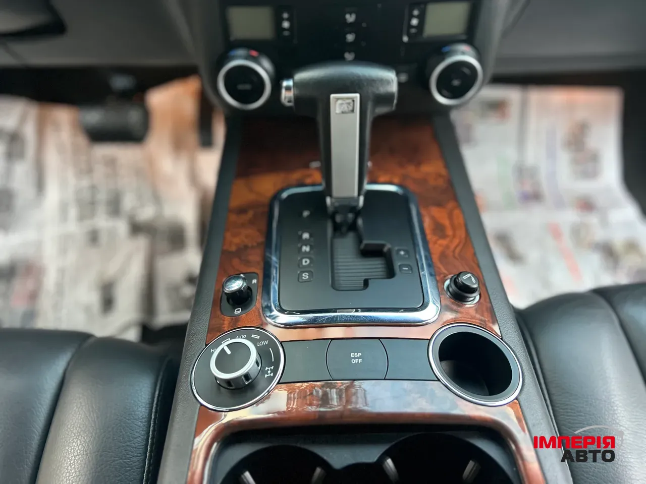 Volkswagen Touareg - фото 36