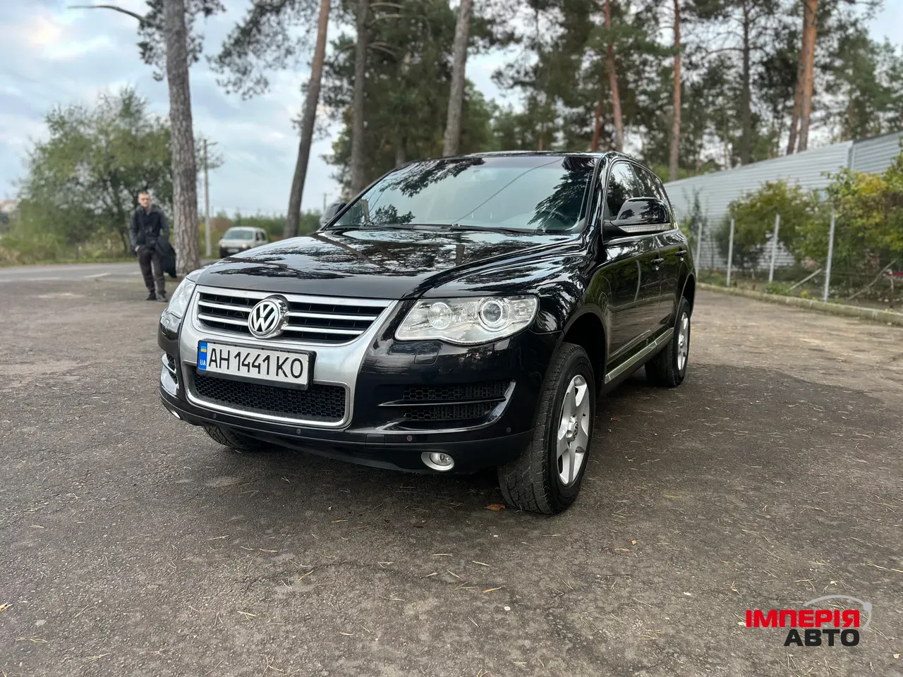 Volkswagen Touareg - фото 8