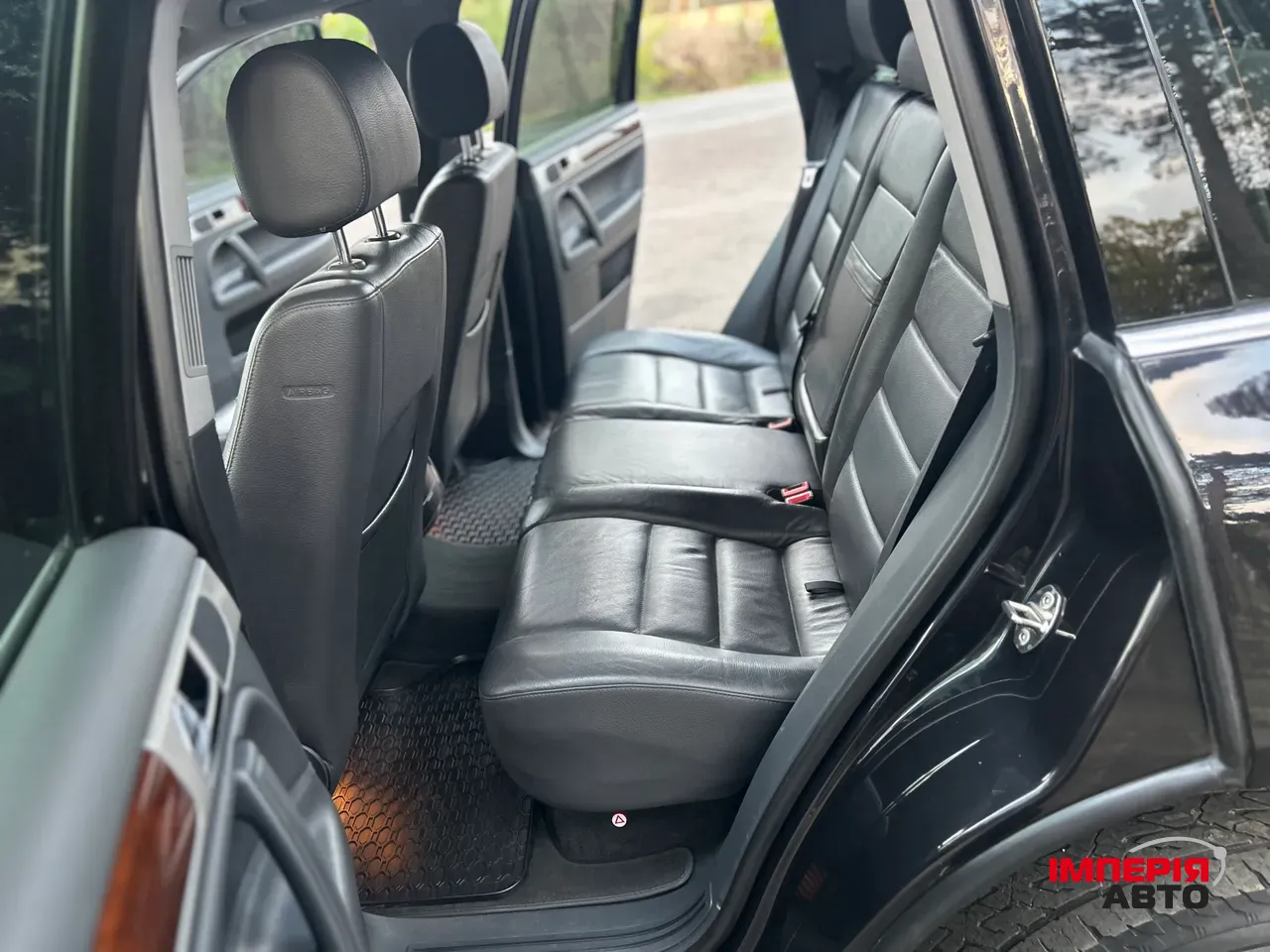 Volkswagen Touareg - фото 38