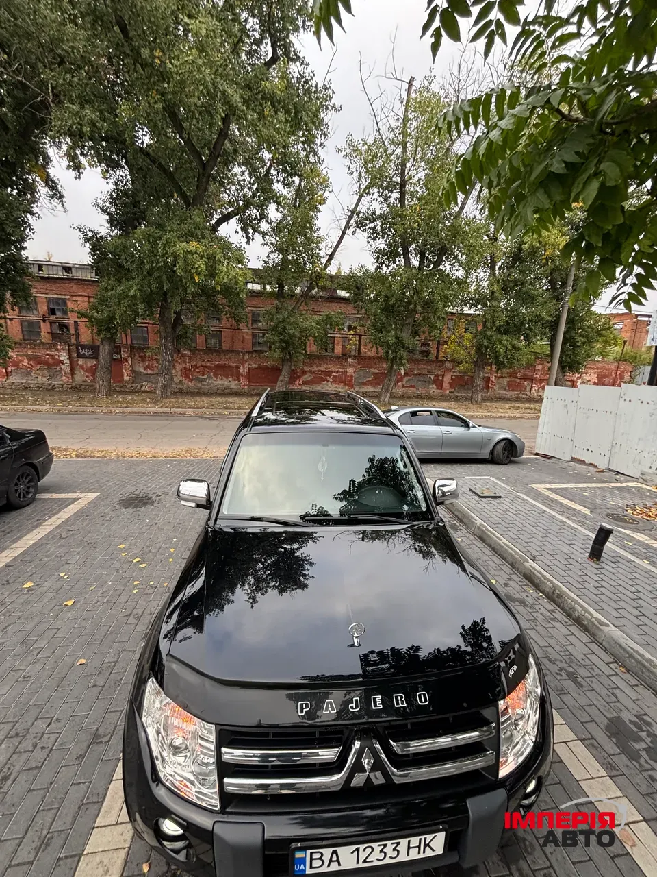 Mitsubishi Pajero - фото 2