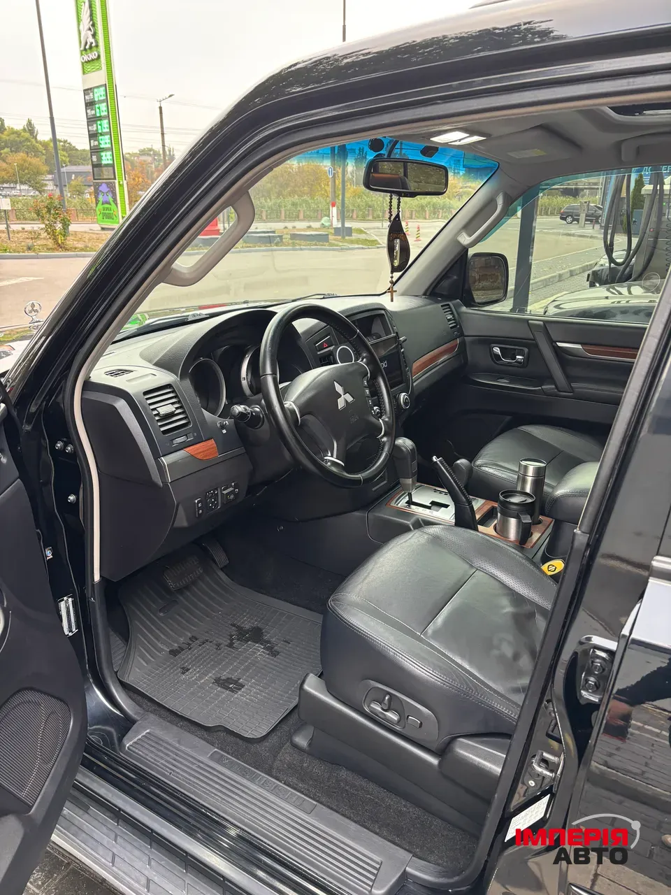 Mitsubishi Pajero - фото 7