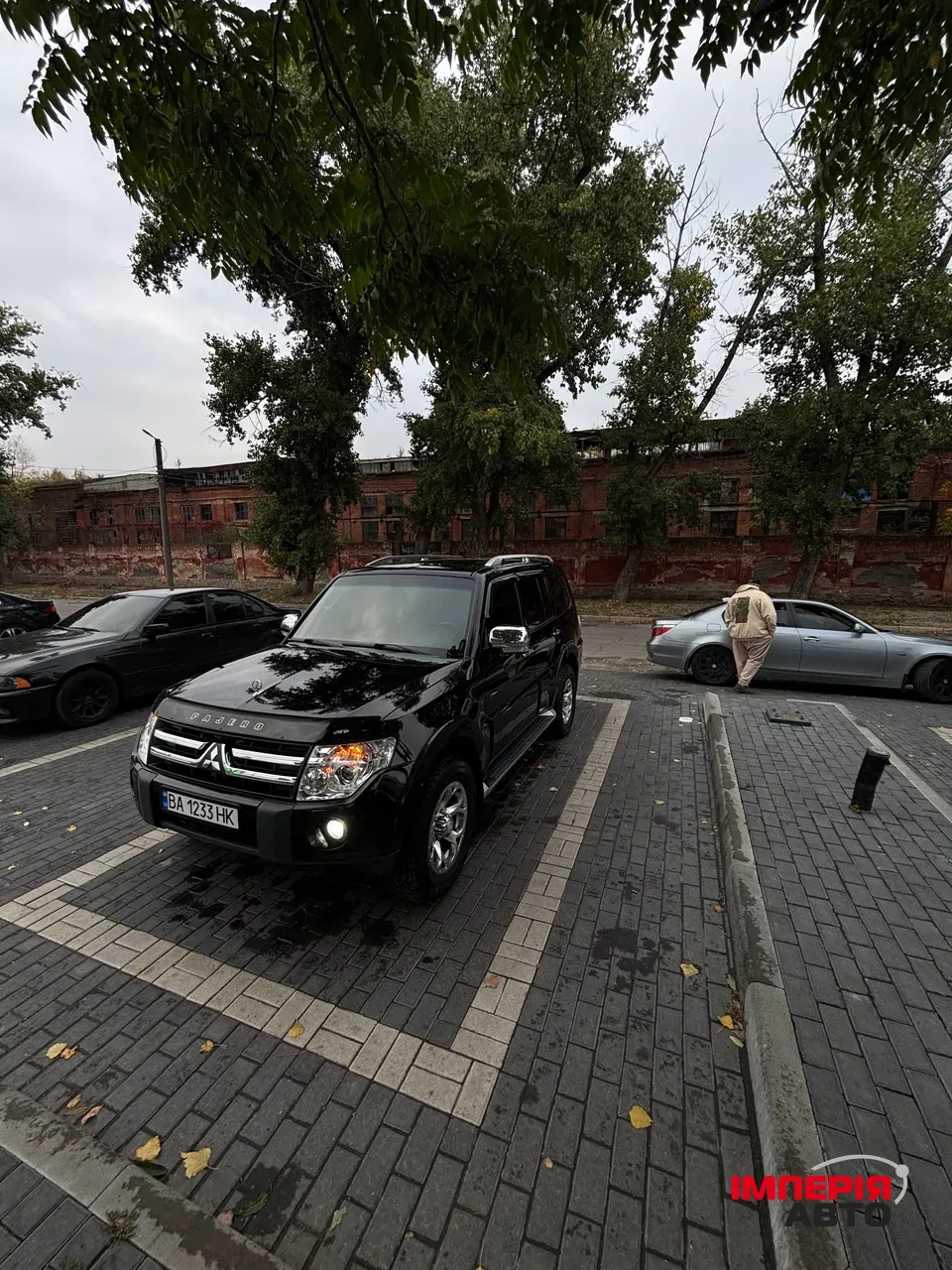 Mitsubishi Pajero - фото 1