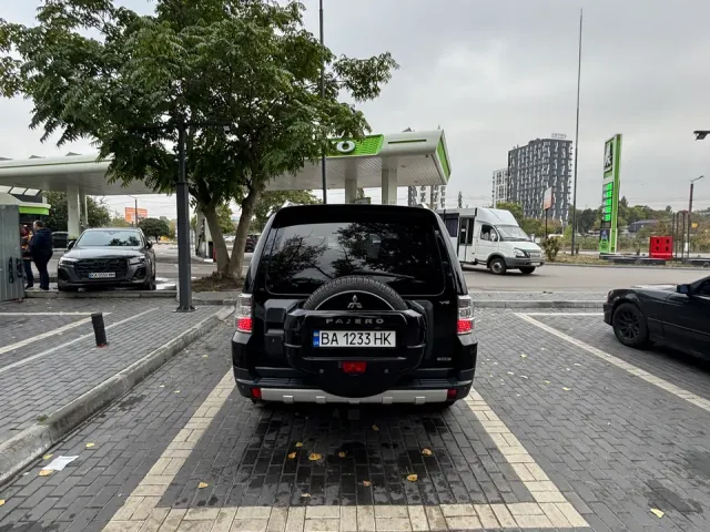 Mitsubishi Pajero - фото 5