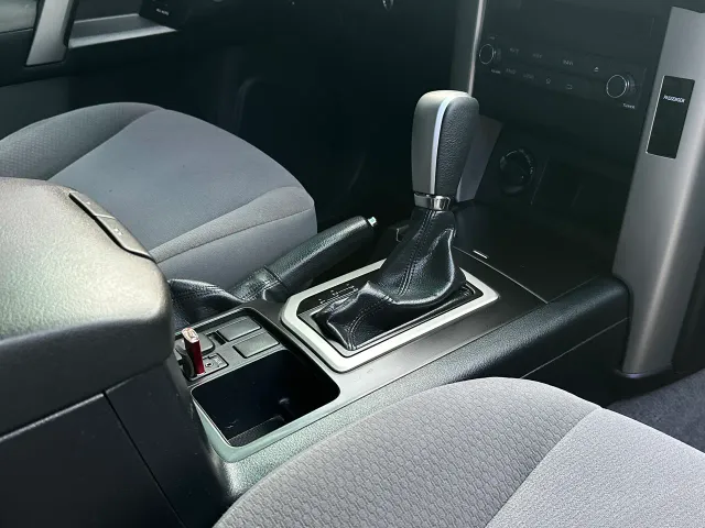 Toyota Land Cruiser Prado - фото 4