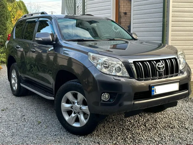 Toyota Land Cruiser Prado - фото 1