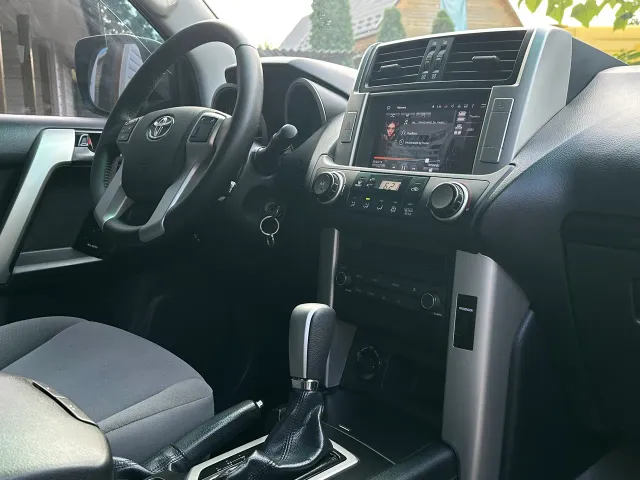 Toyota Land Cruiser Prado - фото 5