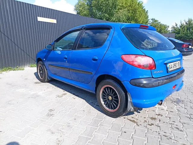 Peugeot 206 - фото 5