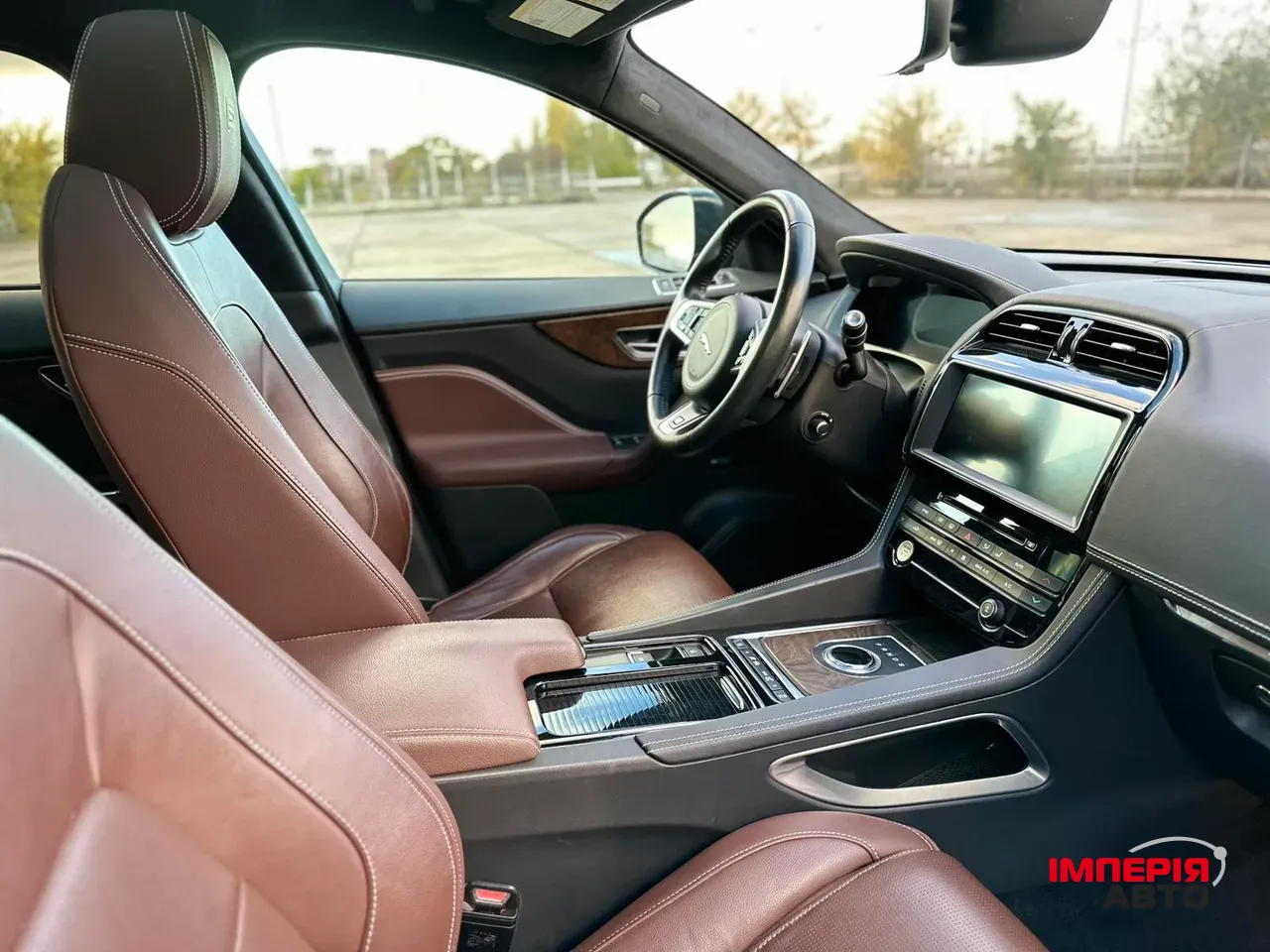 Jaguar F-Pace - фото 1