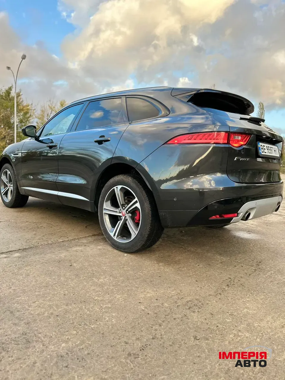 Jaguar F-Pace - фото 19