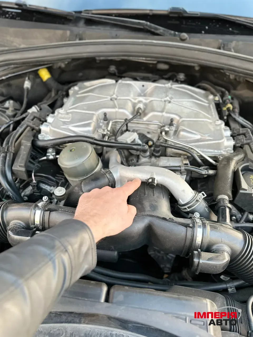 Jaguar F-Pace - фото 25