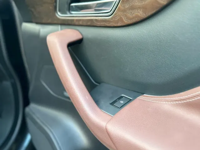 Jaguar F-Pace - фото 3