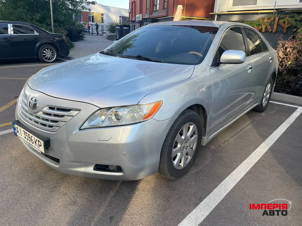 Toyota Camry - фото 3