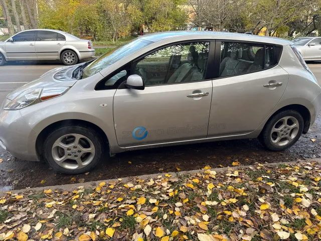 Nissan Leaf - фото 3