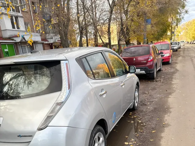 Nissan Leaf - фото 4